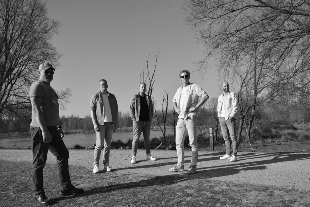 EP-RELEASE SUNSET FOREST